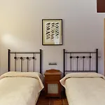 La Aldeilla Country house *