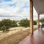 La Aldeilla Country house *