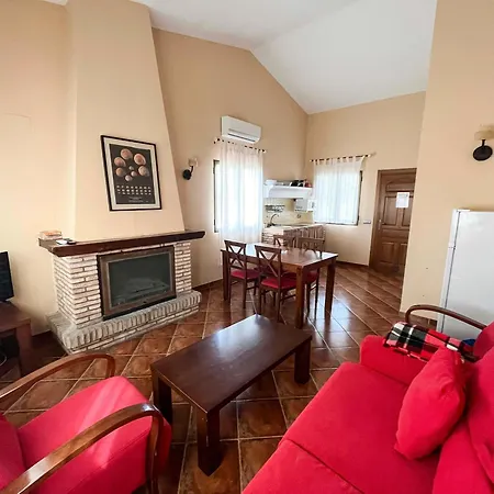 La Aldeilla Holiday home *